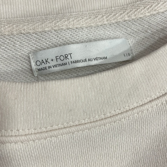 ❤️SOLD❤️Oak + Fort White Cropped Sweatshirt - Picture 5 of 8